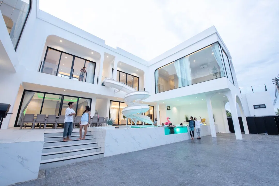 Celestia Poolvilla เซเลสเทีย พูลวิลล่าบางเสร่